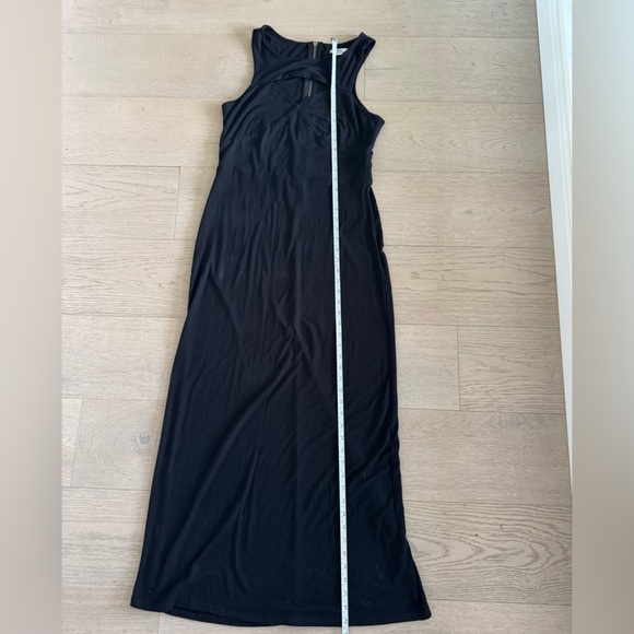 Bar III sleeveless, cutout dress. Black size M - Picture 8 of 9